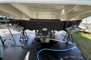 IN A MEETING 32ft Sea Ray Yacht For Sale