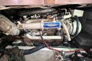 Gallivanting 40ft Bayliner Yacht For Sale