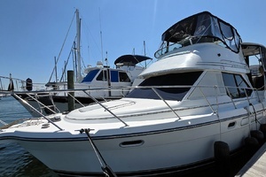 1999 Bayliner 4087 CPMY thumbnail 1