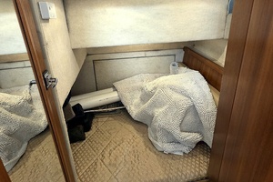 Gallivanting 40ft Bayliner Yacht For Sale