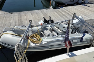 Gallivanting 40ft Bayliner Yacht For Sale