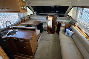 Gallivanting 40ft Bayliner Yacht For Sale