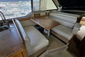 Gallivanting 40ft Bayliner Yacht For Sale