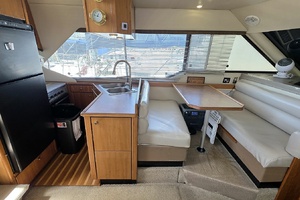 Gallivanting 40ft Bayliner Yacht For Sale