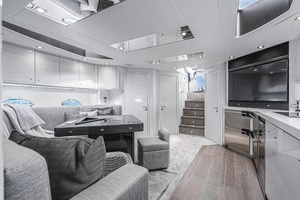 2005 Sunseeker 68 Predator thumbnail 12