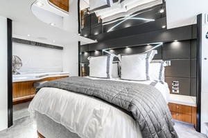2005 Sunseeker 68 Predator thumbnail 17