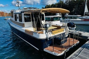 2013 Ranger Tugs R-31 thumbnail 47