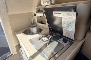 27ft Sea Ray Yacht For Sale