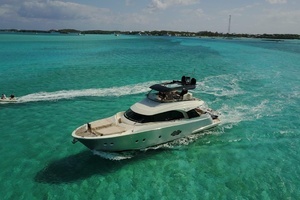 2018 Monte Carlo Yachts MCY 65 thumbnail 11