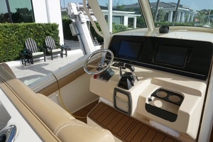30ft Scout Yacht For Sale