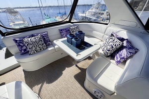 53ft Carver Yacht For Sale