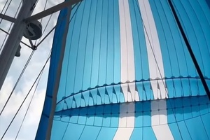 SACRE BLEU Worth Avenue Yachts