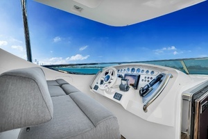 2005 Azimut 105 thumbnail 27