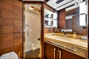 2005 Azimut 105 thumbnail 112