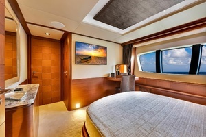 2005 Azimut 105 thumbnail 115