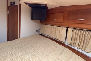 2006 Carver 44 CMY thumbnail 34