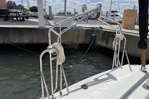 Mist Approach 44ft Carver Yacht For Sale