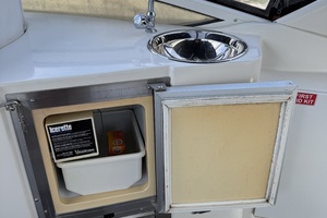 Mist Approach 44ft Carver Yacht For Sale