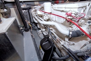 1997 Sea Ray 370 Express Cruiser thumbnail 55