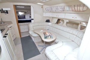 1997 Sea Ray 370 Express Cruiser thumbnail 34