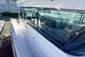 King Itchy 37ft Axopar Yacht For Sale