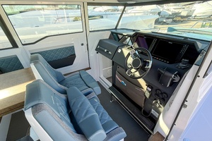 King Itchy 37ft Axopar Yacht For Sale