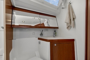 2012 Beneteau Oceanis 48 thumbnail 44