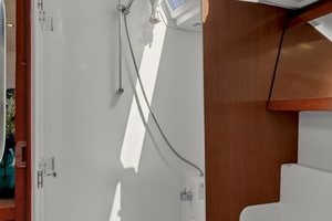 2012 Beneteau Oceanis 48 thumbnail 43