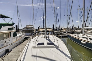 2012 Beneteau Oceanis 48 thumbnail 9