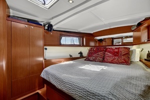 2012 Beneteau Oceanis 48 thumbnail 35
