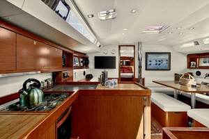 2012 Beneteau Oceanis 48 thumbnail 31