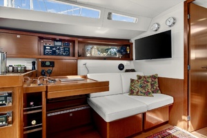 2012 Beneteau Oceanis 48 thumbnail 27