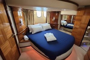 ALADDIN 65ft Azimut Yacht For Sale