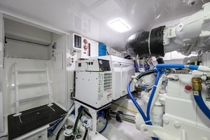 2024 Viking 54 Convertible thumbnail 49