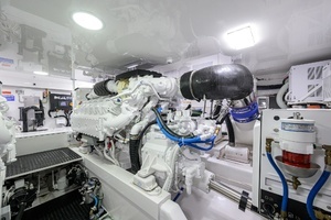 2024 Viking 54 Convertible thumbnail 47