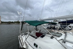 2001 Beneteau Oceanis 473 thumbnail 5