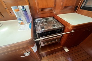 Closer to Fine 47ft Beneteau Yacht For Sale