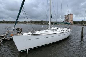 Closer to Fine 47ft Beneteau Yacht For Sale