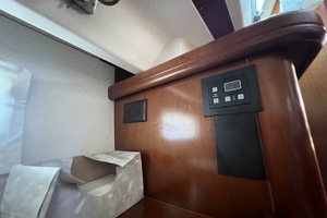 Closer to Fine 47ft Beneteau Yacht For Sale