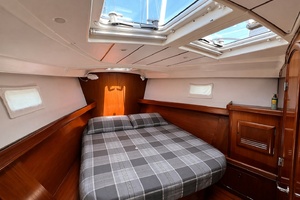 Closer to Fine 47ft Beneteau Yacht For Sale