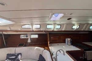 Closer to Fine 47ft Beneteau Yacht For Sale