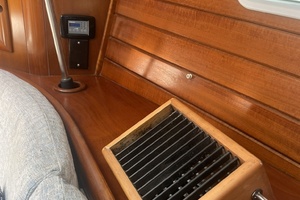 Closer to Fine 47ft Beneteau Yacht For Sale