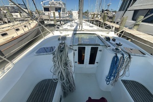 2001 Beneteau Oceanis 473 thumbnail 16