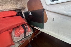 Closer to Fine 47ft Beneteau Yacht For Sale
