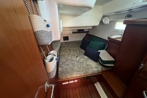 2001 Beneteau Oceanis 473 thumbnail 43