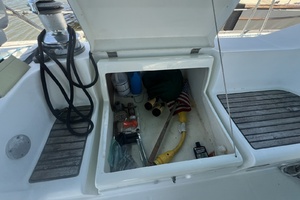 Closer to Fine 47ft Beneteau Yacht For Sale