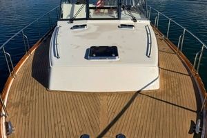 1999 Grand Banks Yachts thumbnail 19