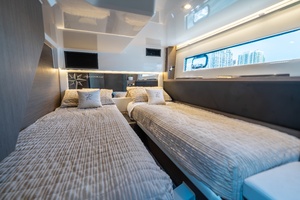 41FT (12.5M) JEANNEAU