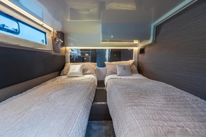 41FT (12.5M) JEANNEAU