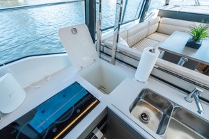 41FT (12.5M) JEANNEAU